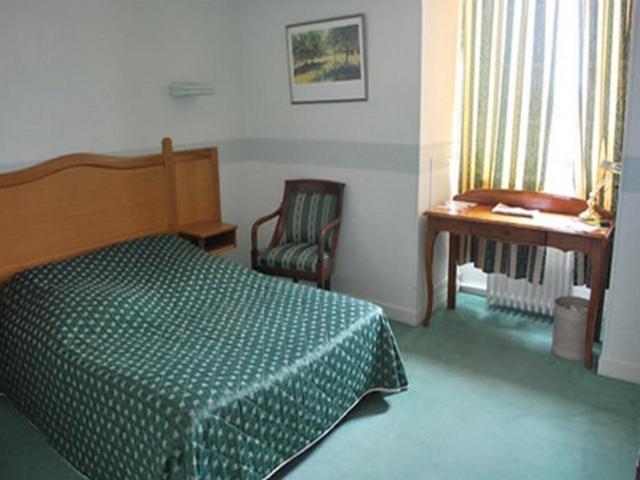 Logis Hotel & Restaurant - Le Normandie Caudebec-en-Caux Pokoj fotografie
