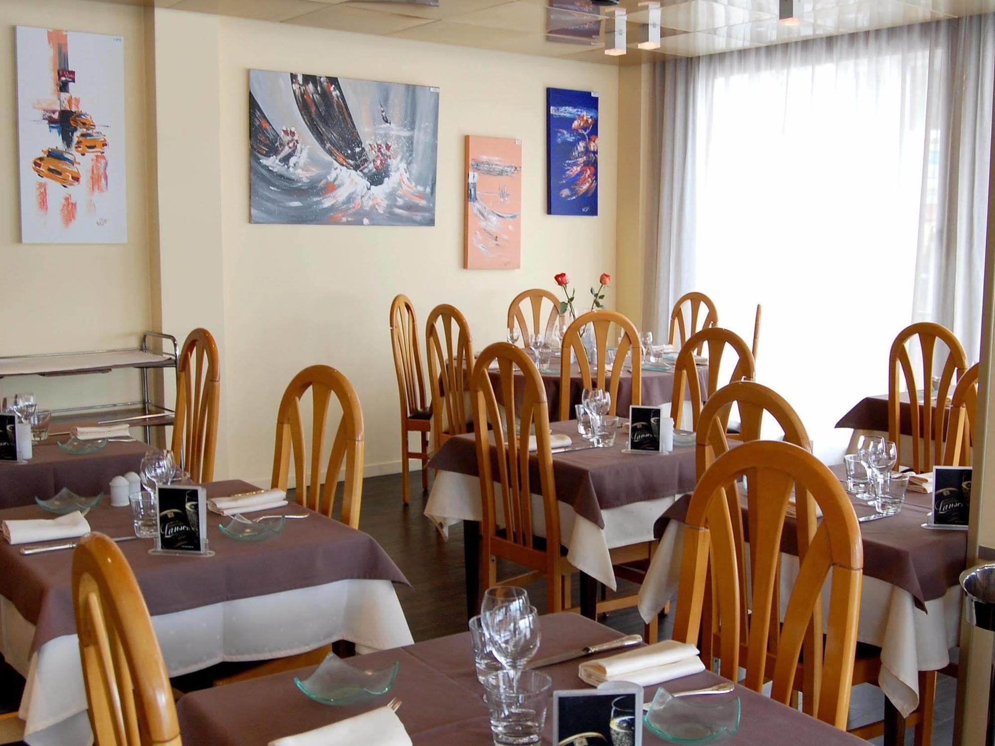 Logis Hotel & Restaurant - Le Normandie Caudebec-en-Caux Exteriér fotografie